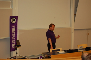 090529_piratpartiet_skovde_rick_falkvinge26.JPG