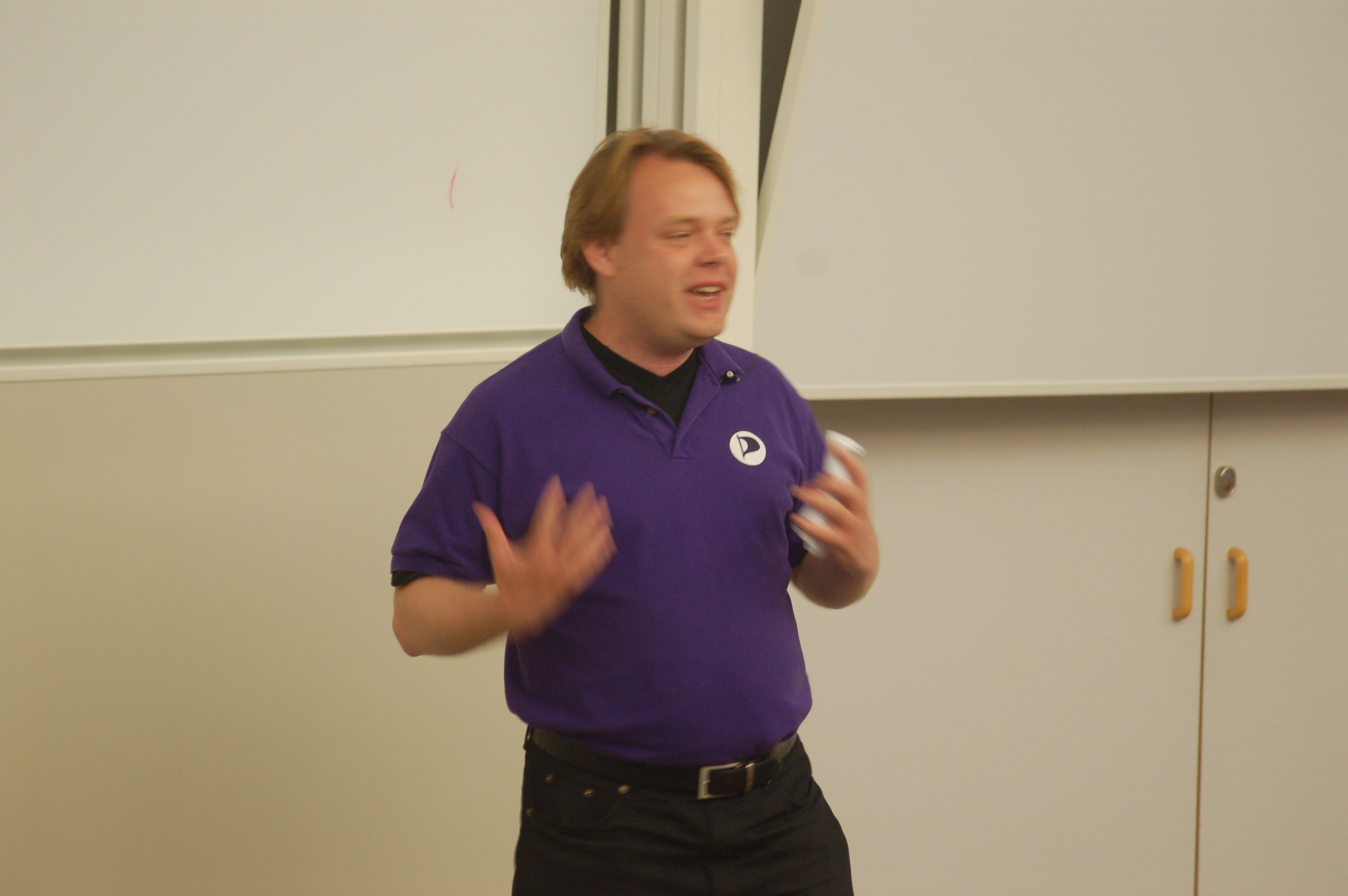 090529_piratpartiet_skovde_rick_falkvinge11.JPG